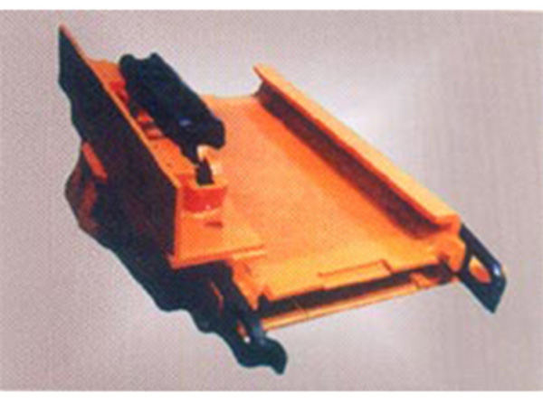 煤機(jī)中部槽自動焊接專機(jī) (3)